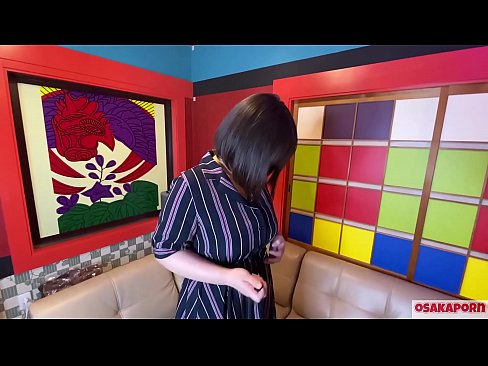 ❤️ Une jolie Japonaise aux gros seins se masturbe avec des jouets sexuels et a un orgasme. Elle parle dans une interview de son expérience de la baise. Gros seins et chatte poilue gémissant bruyamment. Osakaporn ❤❌ Porno dur at us ❌❤